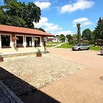 Zajazd Zamkowy Krag 3* Krąg