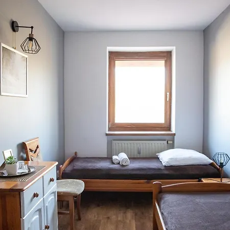 Zamkowy Bed & Breakfast 4*