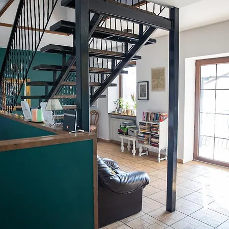 Zamkowy Bed & Breakfast 4*