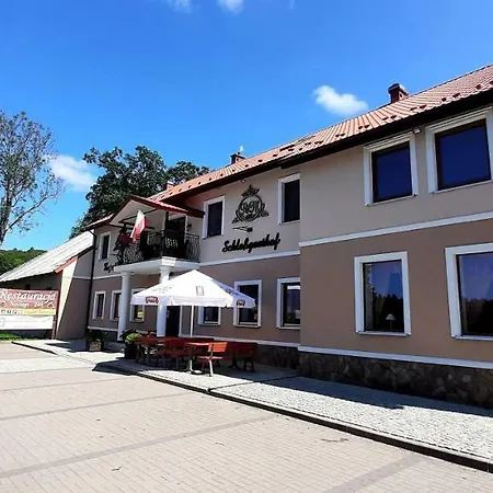 Zamkowy Bed & Breakfast 4*
