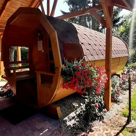 Bed & Breakfast Zamkowy - Schlossgasthof Krag (Koszalin)